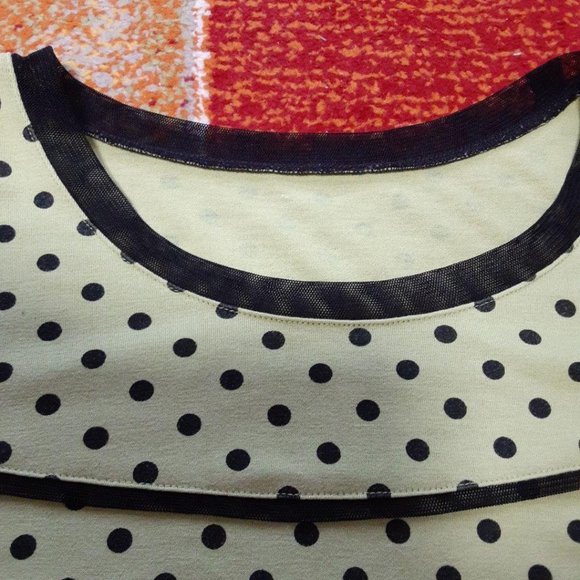 Tunic - Picture 2 of 3